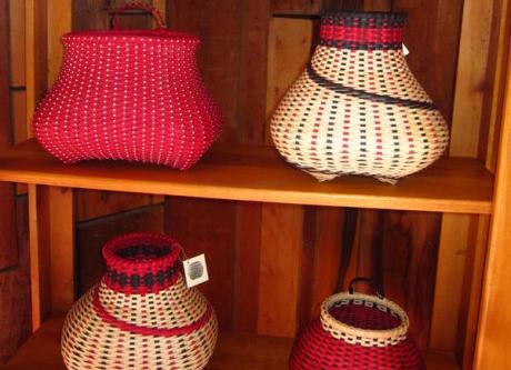 billie-ruth-sudduth-hand-woven-baskets